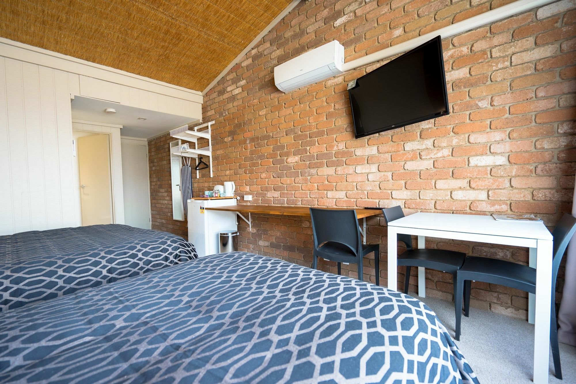 Farnham Court Motel And Restaurant Morwell Kültér fotó